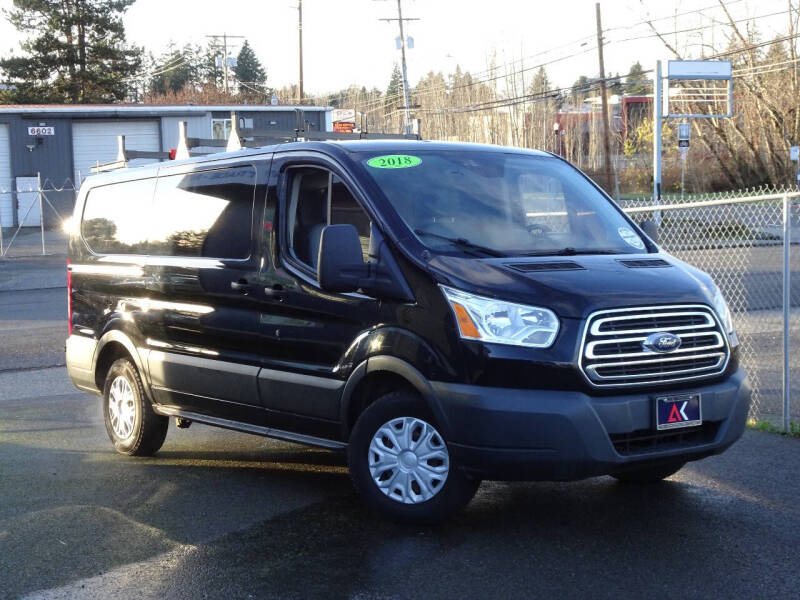 ford transit van 2018 1FTYE1YM8JKA38406 image
